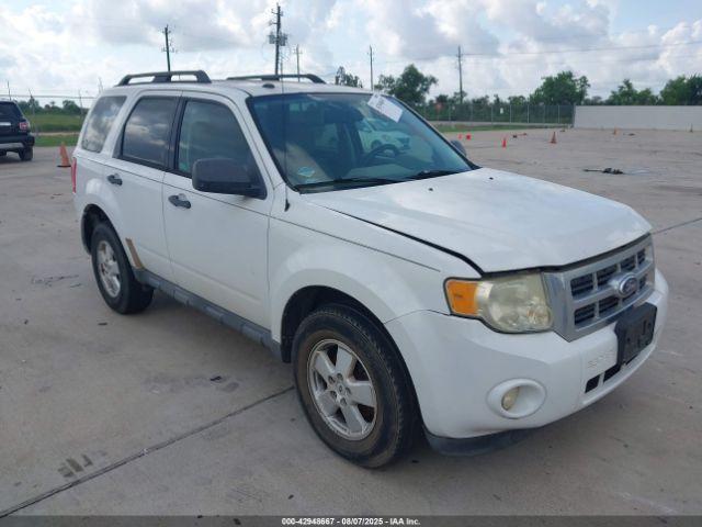  Salvage Ford Escape