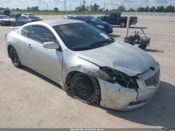  Salvage Nissan Altima