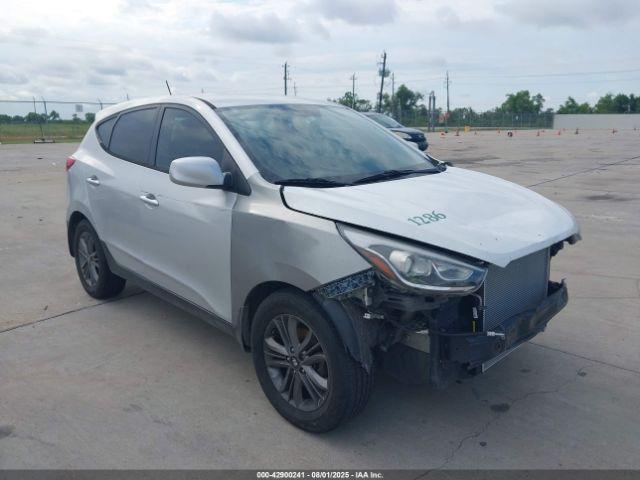  Salvage Hyundai TUCSON