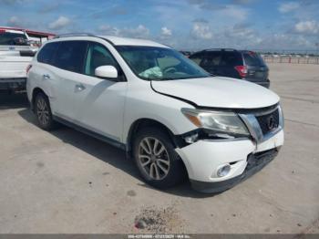  Salvage Nissan Pathfinder