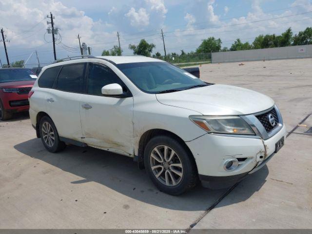  Salvage Nissan Pathfinder