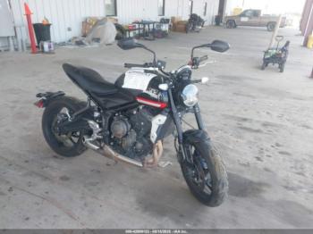  Salvage Triumph Motorcycle Trident 660