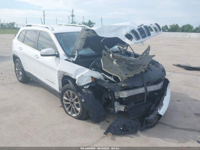  Salvage Jeep Cherokee