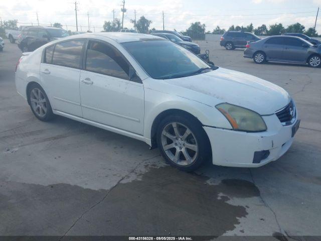  Salvage Nissan Maxima