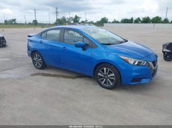  Salvage Nissan Versa