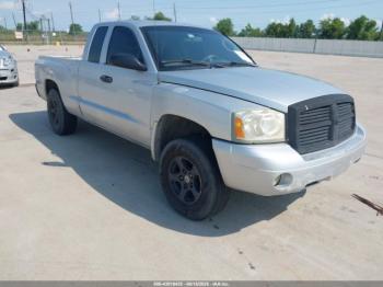  Salvage Dodge Dakota