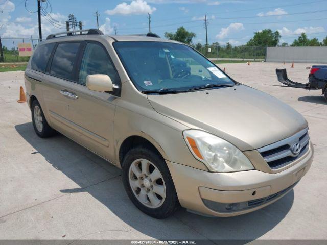 Salvage Hyundai Entourage