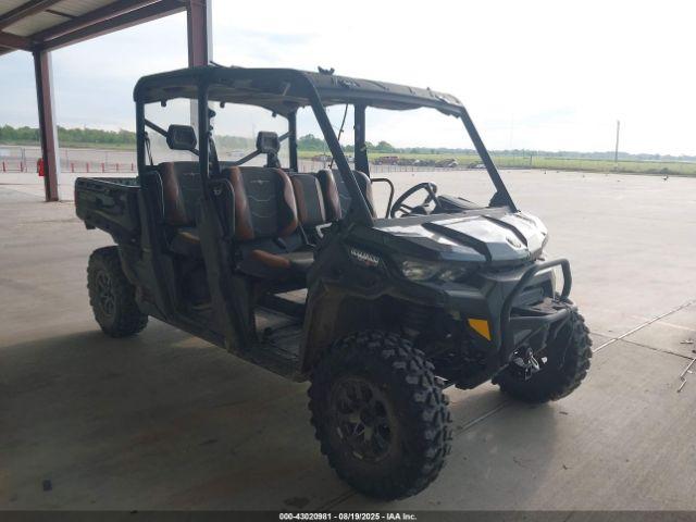  Salvage Can-Am Defender Max