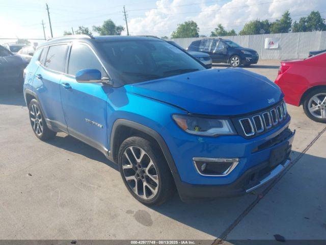  Salvage Jeep Compass