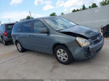  Salvage Kia Sedona