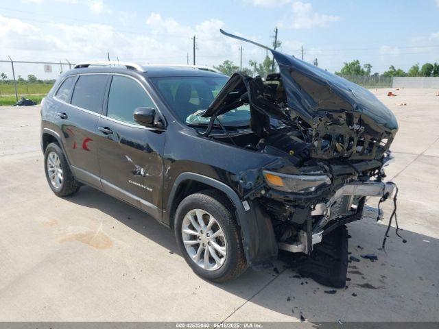  Salvage Jeep Cherokee