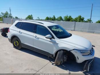  Salvage Volkswagen Tiguan