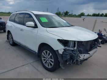  Salvage Nissan Pathfinder