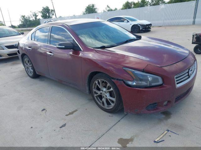  Salvage Nissan Maxima