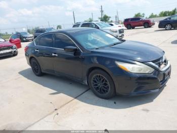  Salvage Nissan Altima