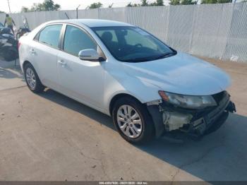  Salvage Kia Forte