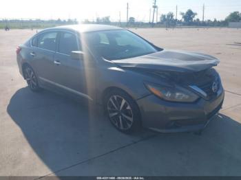  Salvage Nissan Altima