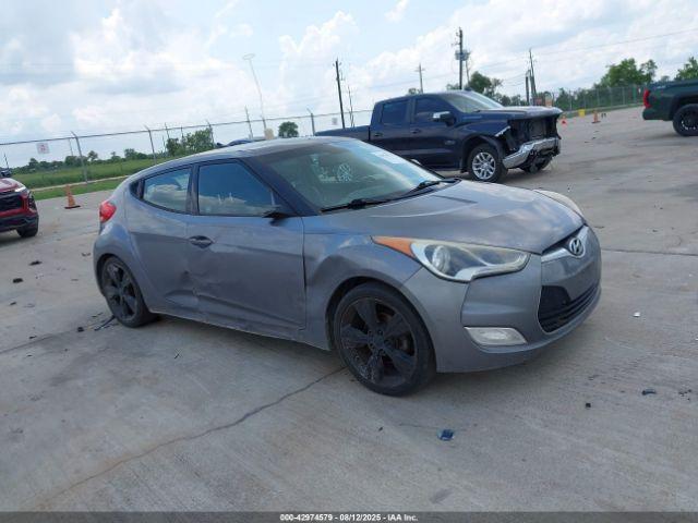  Salvage Hyundai VELOSTER
