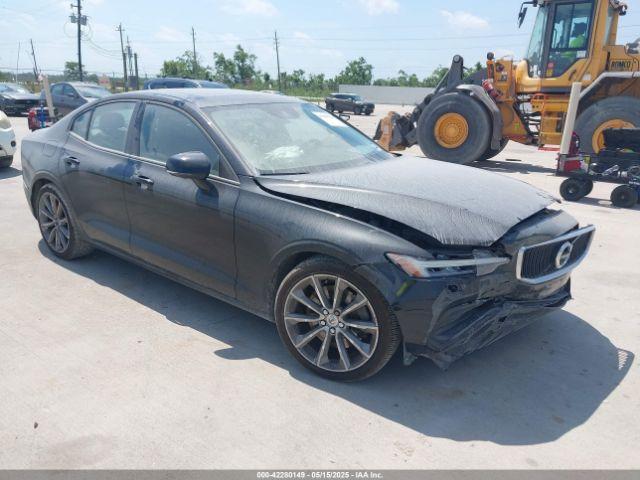  Salvage Volvo S60