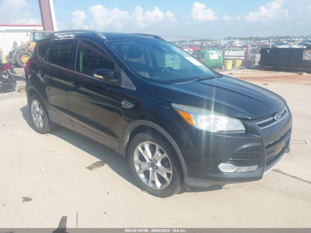  Salvage Ford Escape