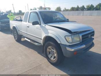  Salvage Toyota Tacoma