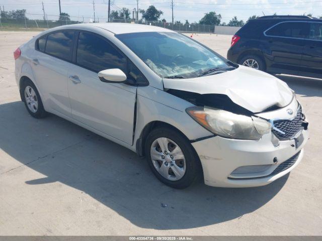  Salvage Kia Forte