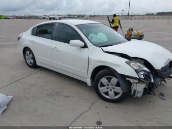  Salvage Nissan Altima