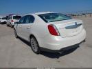 Lincoln MKS Image 8