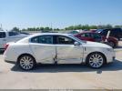Lincoln MKS Image 16