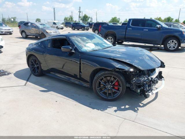  Salvage Nissan Z