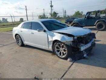  Salvage Chrysler 300