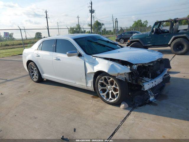  Salvage Chrysler 300