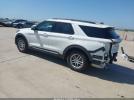 Ford Explorer Active Image 15