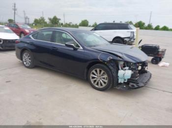  Salvage Lexus Es