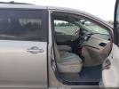 Toyota Sienna Xle V6 8 Passenger Image 9