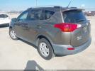 Toyota RAV4 Le Image 4