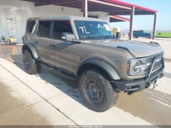  Salvage Ford Bronco