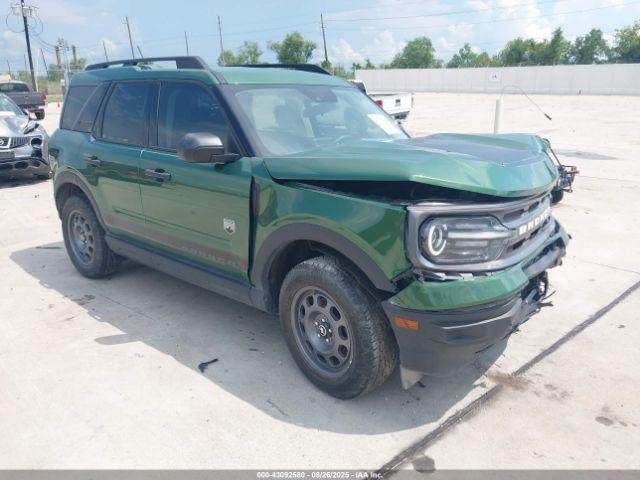  Salvage Ford Bronco