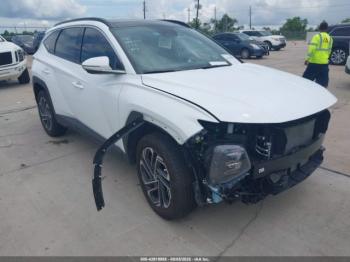  Salvage Hyundai TUCSON