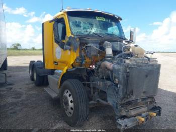  Salvage Peterbilt 579