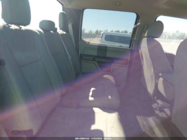 Ford F-350 Xl Image 15