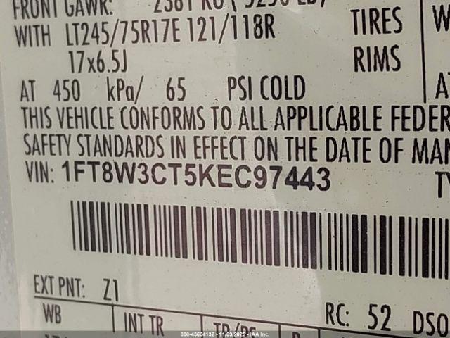 Ford F-350 Xl Image 10