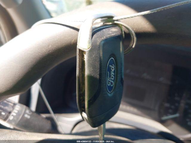 Ford F-350 Xl Image 11