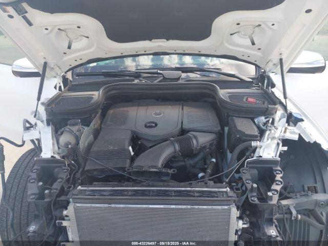 Mercedes-Benz GLE 4matic Image 10