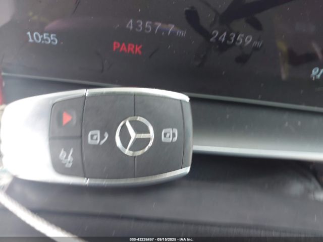 Mercedes-Benz GLE 4matic Image 16