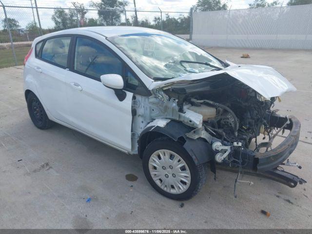  Salvage Ford Fiesta