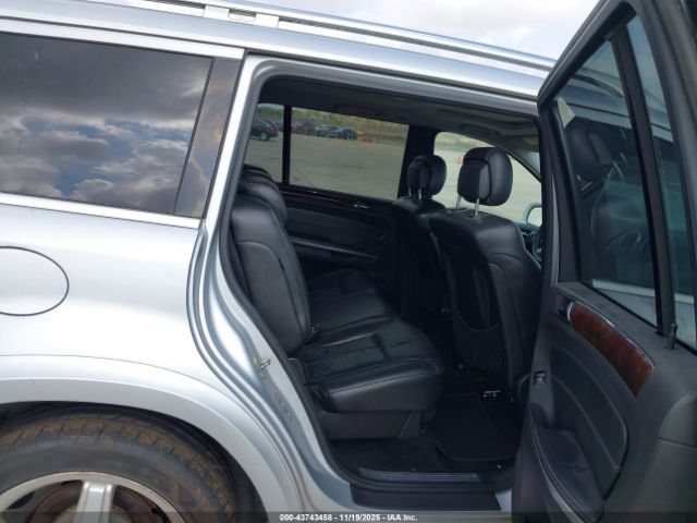 Mercedes-Benz G-Class 4matic Image 9