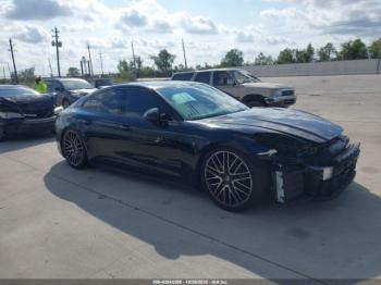  Salvage Porsche Panamera