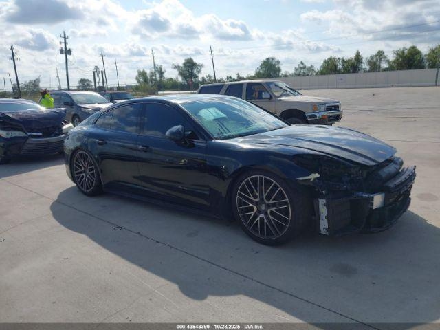  Salvage Porsche Panamera
