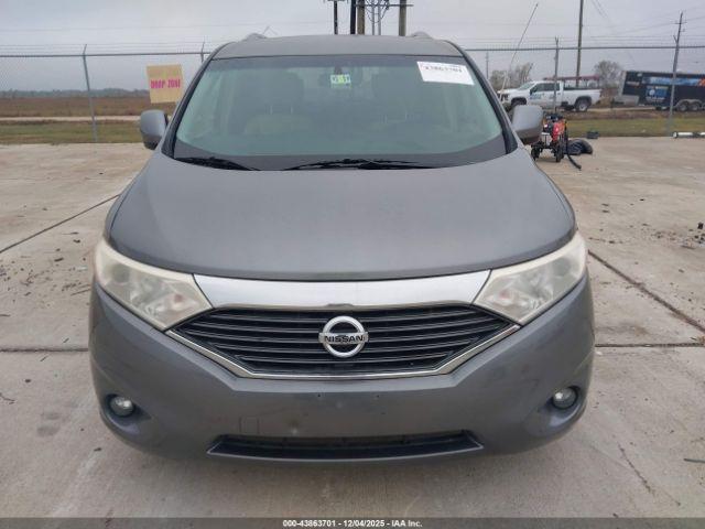 Nissan Quest Image 3